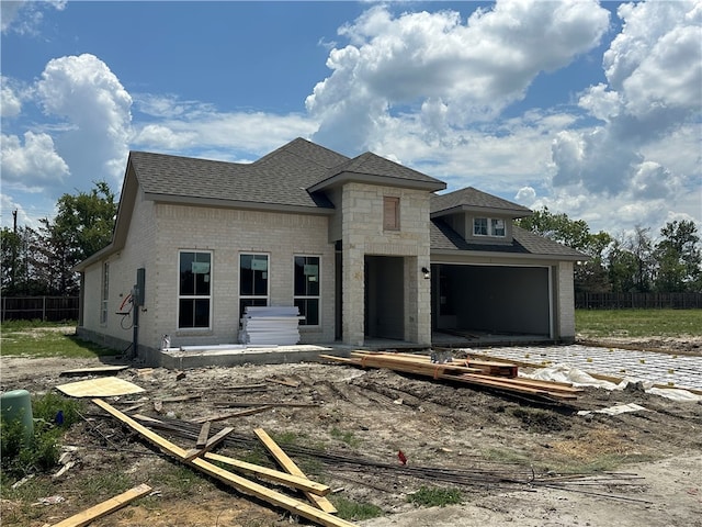 view of front of house featuring a garage