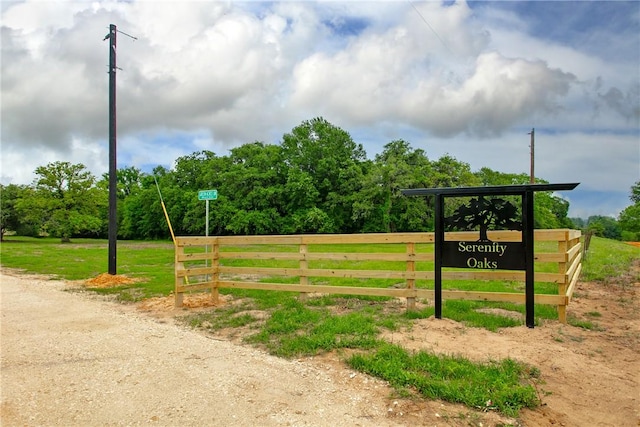 Listing photo 2 for 265 Green Acres Ln, Milano TX 76556