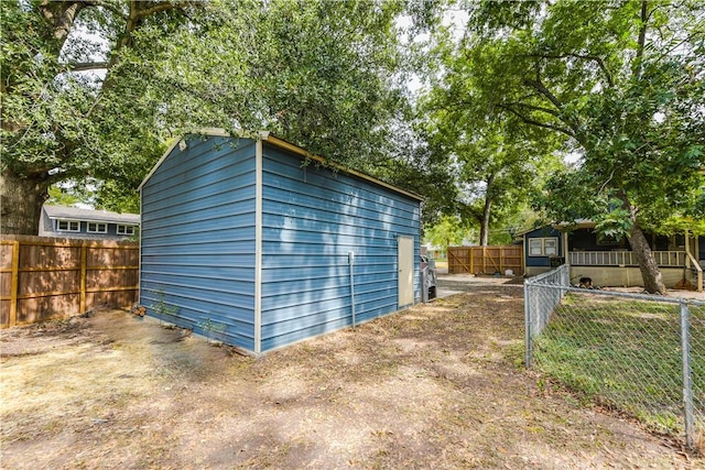 view of outbuilding