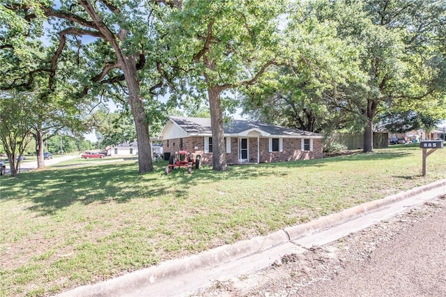 885 7th St, Somerville, TX 77879 - ranch-style house with brick siding