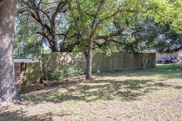 885 7th St, Somerville, TX 77879 - view of yard featuring fence