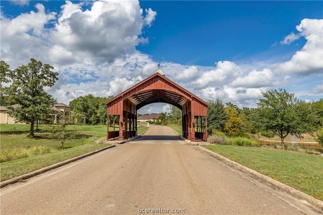 Listing photo 3 for 9670 Windsor Ave, Iola TX 77861