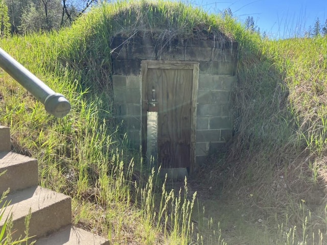 view of outdoor structure