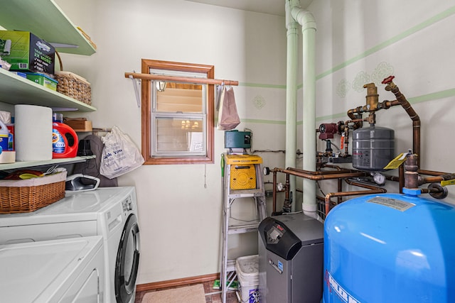 325 Hogans Way, Chewelah, WA 99109 - laundry area with washer and dryer and baseboards