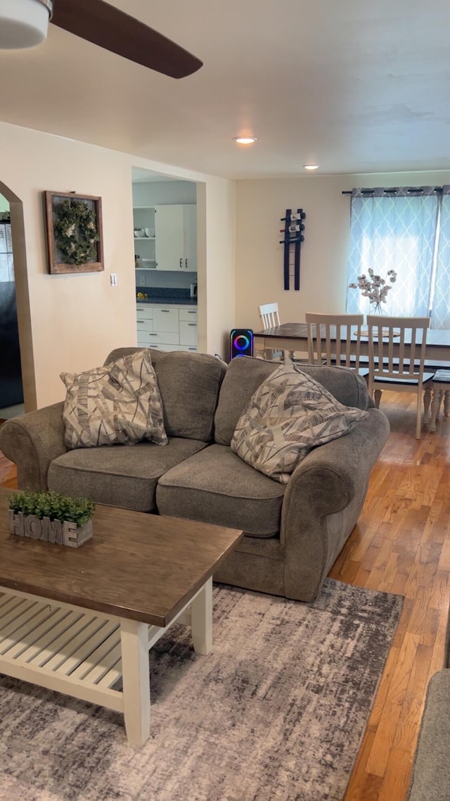 980 N Elm St, Colville, WA 99114 - living area featuring hardwood / wood-style flooring and recessed lighting