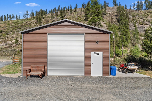 view of detached garage
