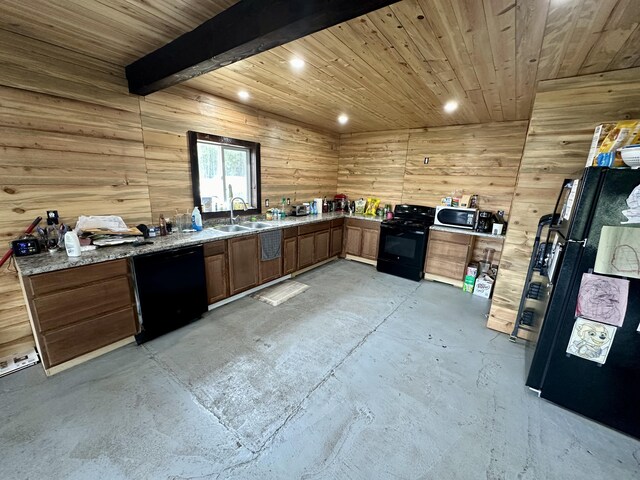6171 Coyote Canyon Rd Unit L, Fruitland, WA 99129 - kitchen with black appliances, concrete flooring, a sink, wooden ceiling, and brown cabinets