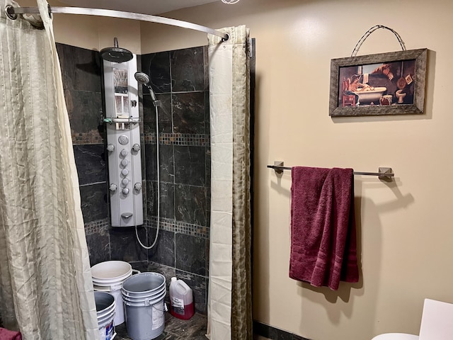 4070 Northport Flat Creek Rd, Northport, WA 99157 - bathroom featuring toilet and a shower with curtain