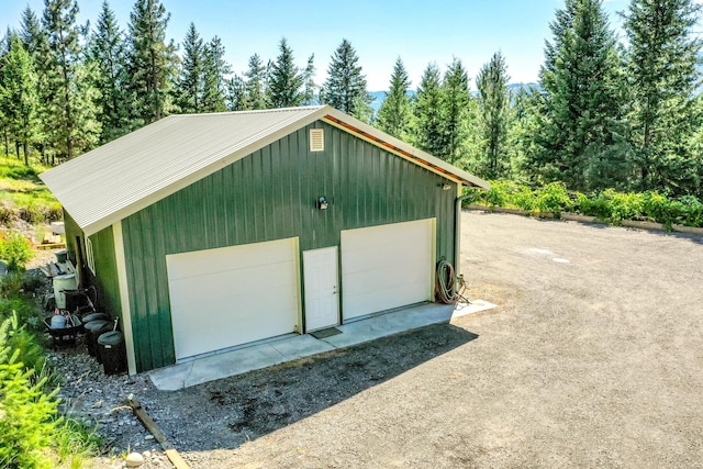 view of detached garage