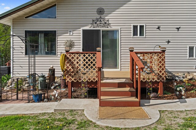3063 Hungry Hill Rd, Kettle Falls, WA 99141 - view of exterior entry