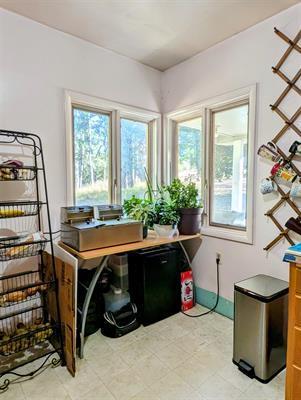 4439 Whittier Rd, Clayton, WA 99110 - photo 14