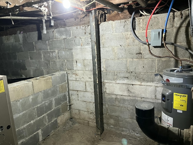 530 Kalmia St, Kettle Falls, WA 99141 - basement with electric water heater