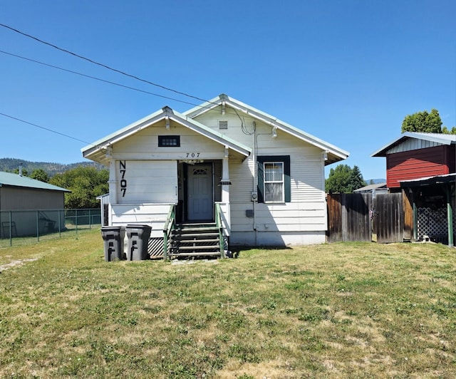 707 N 4th St W, Chewelah, WA 99109 - view of front of house