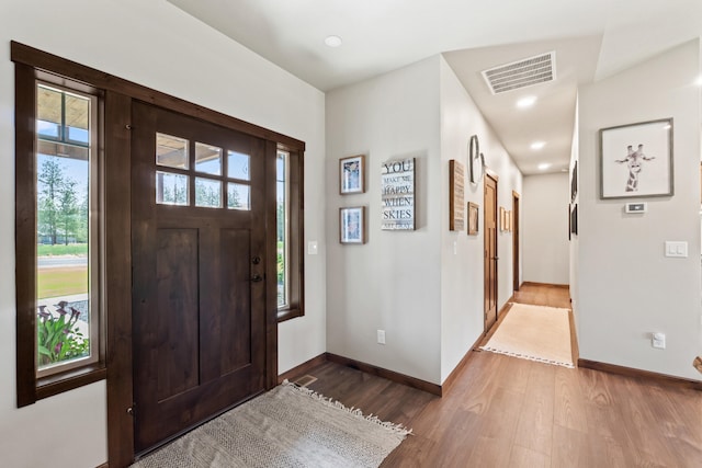 31914 N Zander Ln, Chattaroy, WA 99003 - entrance foyer featuring dark wood finished floors, baseboards, and recessed lighting