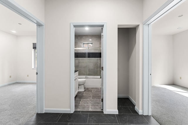 250 Hogans Way, Chewelah, WA 99109 - full bath featuring enclosed tub / shower combo and recessed lighting
