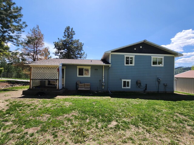 1023 N Adams St, Republic, WA 99166