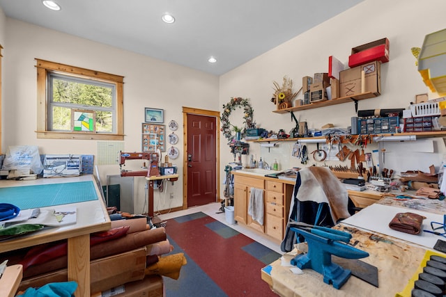 40 Happy Jack Rd, Curlew, WA 99118 - office space with a workshop area, recessed lighting, and dark floors