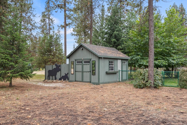 420 Palmer Ln, Chewelah, WA 99109 - view of shed with a gate and fence