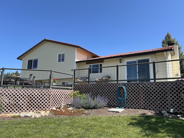 717 Conrad Hill Way, Colville, WA 99114 - back of property with a lawn
