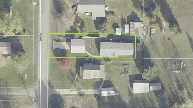 211 8th Ave, Ione, WA 99139 - map / location featuring property parcel outlined