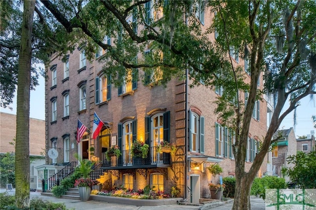 109 W Liberty St, Savannah, GA 31401 - view of property