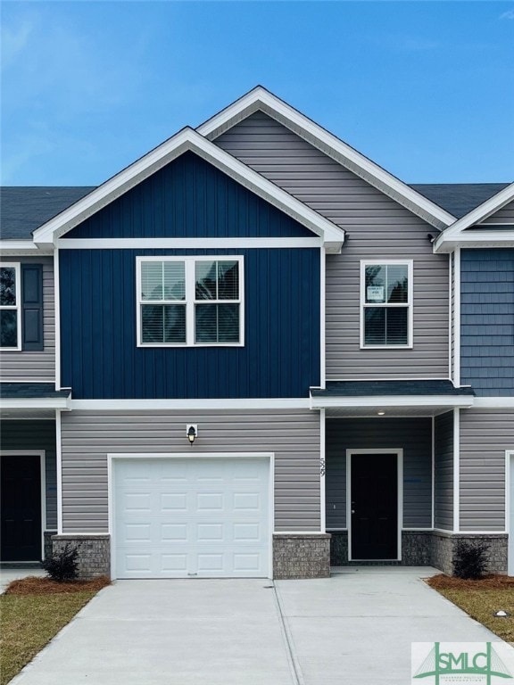 529 Governor Treutlen Cir, Pooler GA, 31322, 3 bedrooms, 2.5 baths townhouse for sale