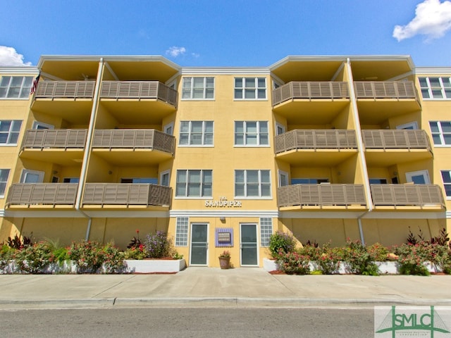 view of building exterior