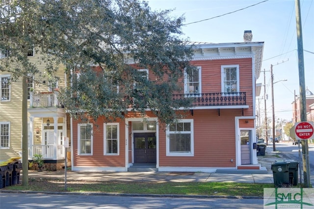 view of front facade