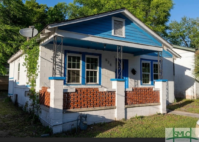 bungalow featuring a porch