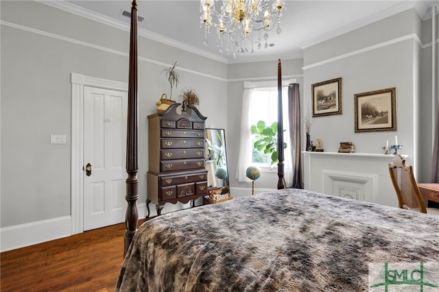 bedroom featuring crown molding, a chandelier, and dark hardwood / wood-style floors