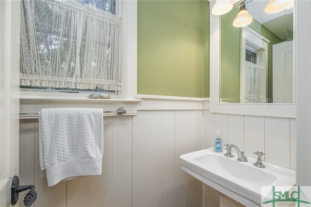 bathroom with sink