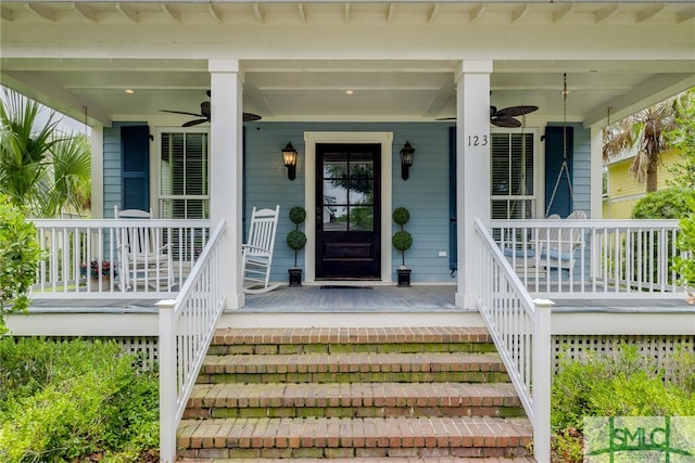 property entrance with ceiling fan and covered porch