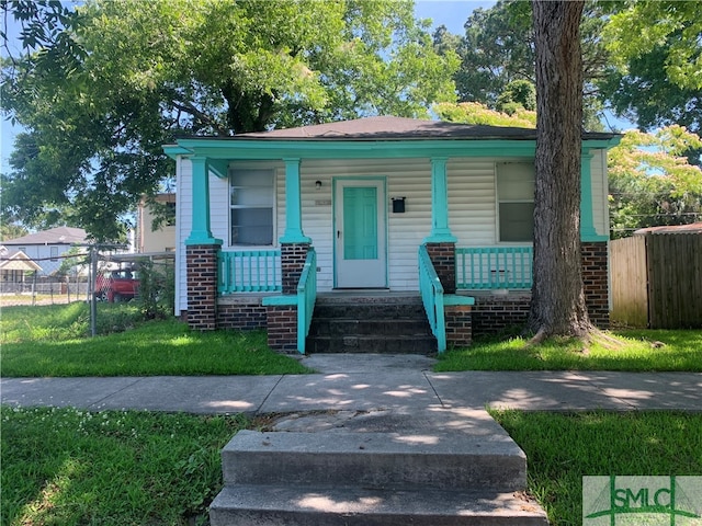 view of front of home with covered porch