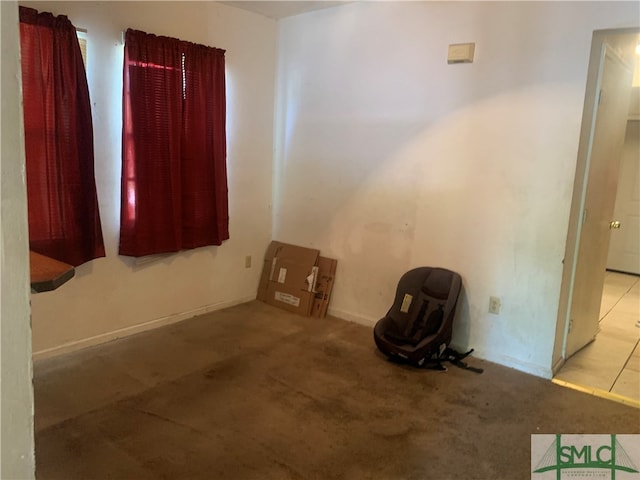 view of carpeted spare room