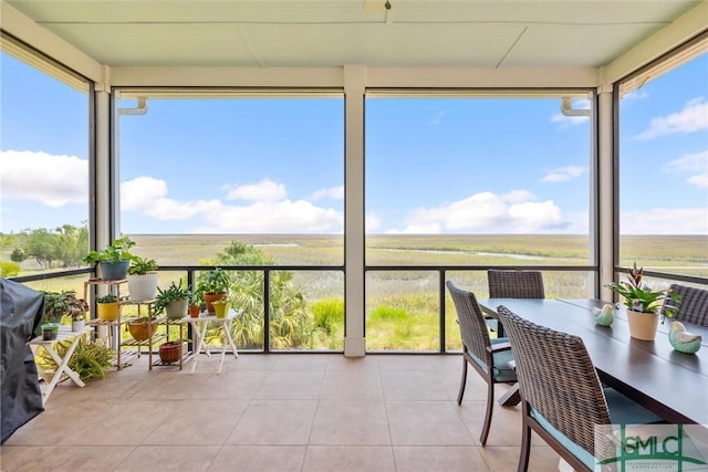 view of sunroom / solarium