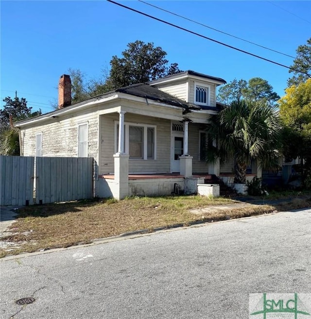 view of front of home