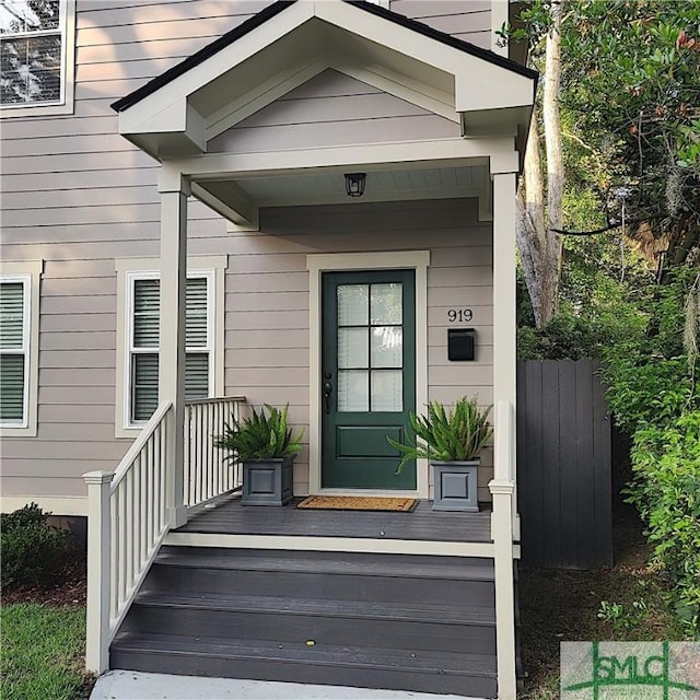 view of property entrance