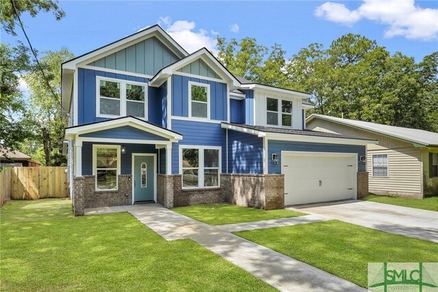 craftsman house with a front yard