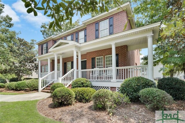 view of front of home featuring a porch