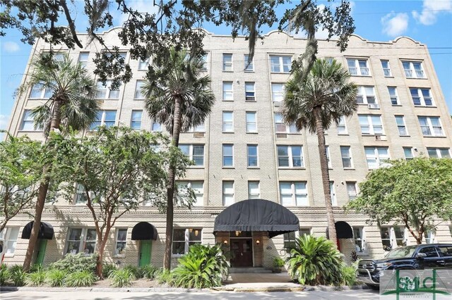 106 W Gwinnett St, Savannah, GA 31401 - view of property