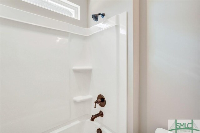 51 Hanover Pl, Richmond Hill, GA 31324 - bathroom with bathing tub / shower combination