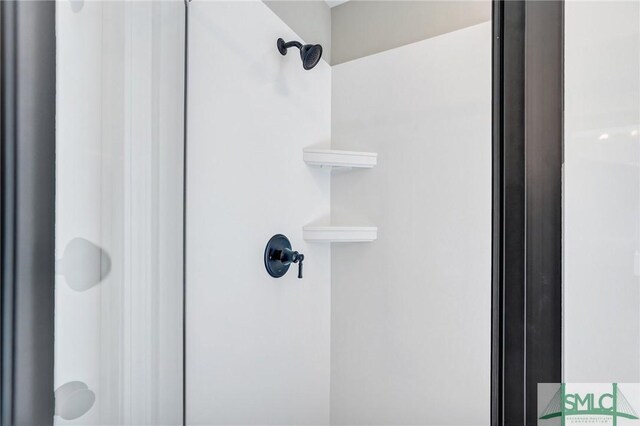 51 Hanover Pl, Richmond Hill, GA 31324 - details with a shower