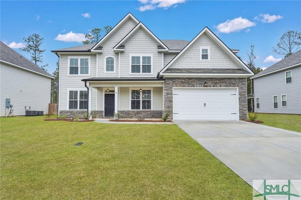 craftsman inspired home with a front yard