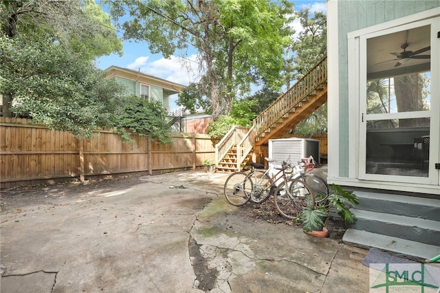 view of patio with ceiling fan