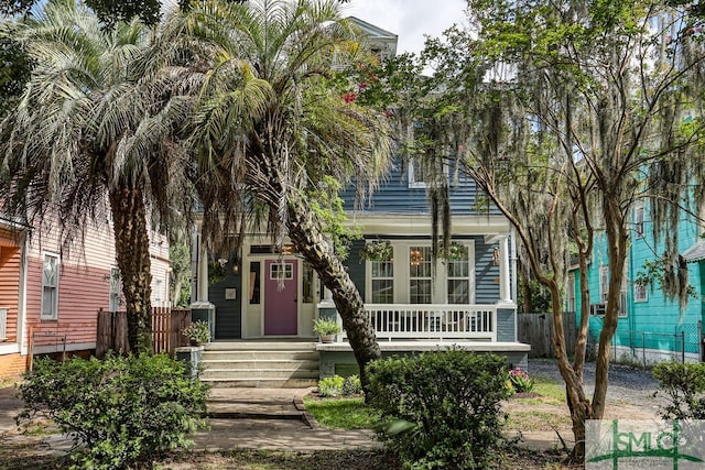 view of front of property with covered porch