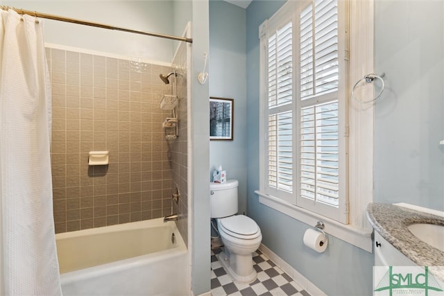 full bathroom featuring vanity, toilet, and shower / bath combo