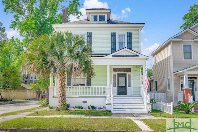 view of front of property with covered porch