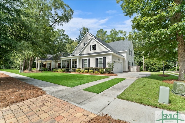 view of front of property with a front lawn