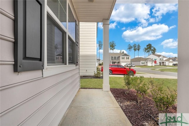 view of yard featuring a residential view