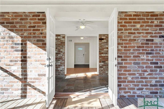 entrance to property with covered porch